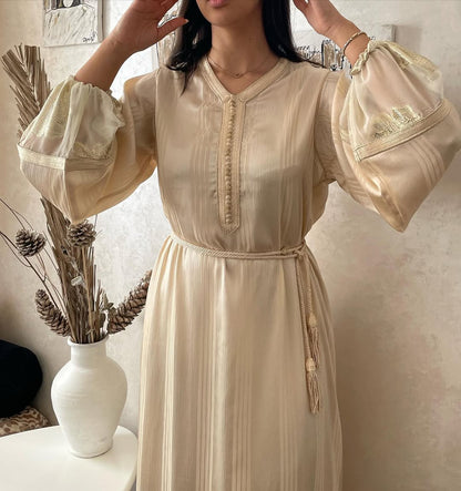 Caftan moderne blanc cassé