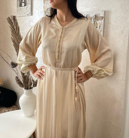 Caftan moderne blanc cassé